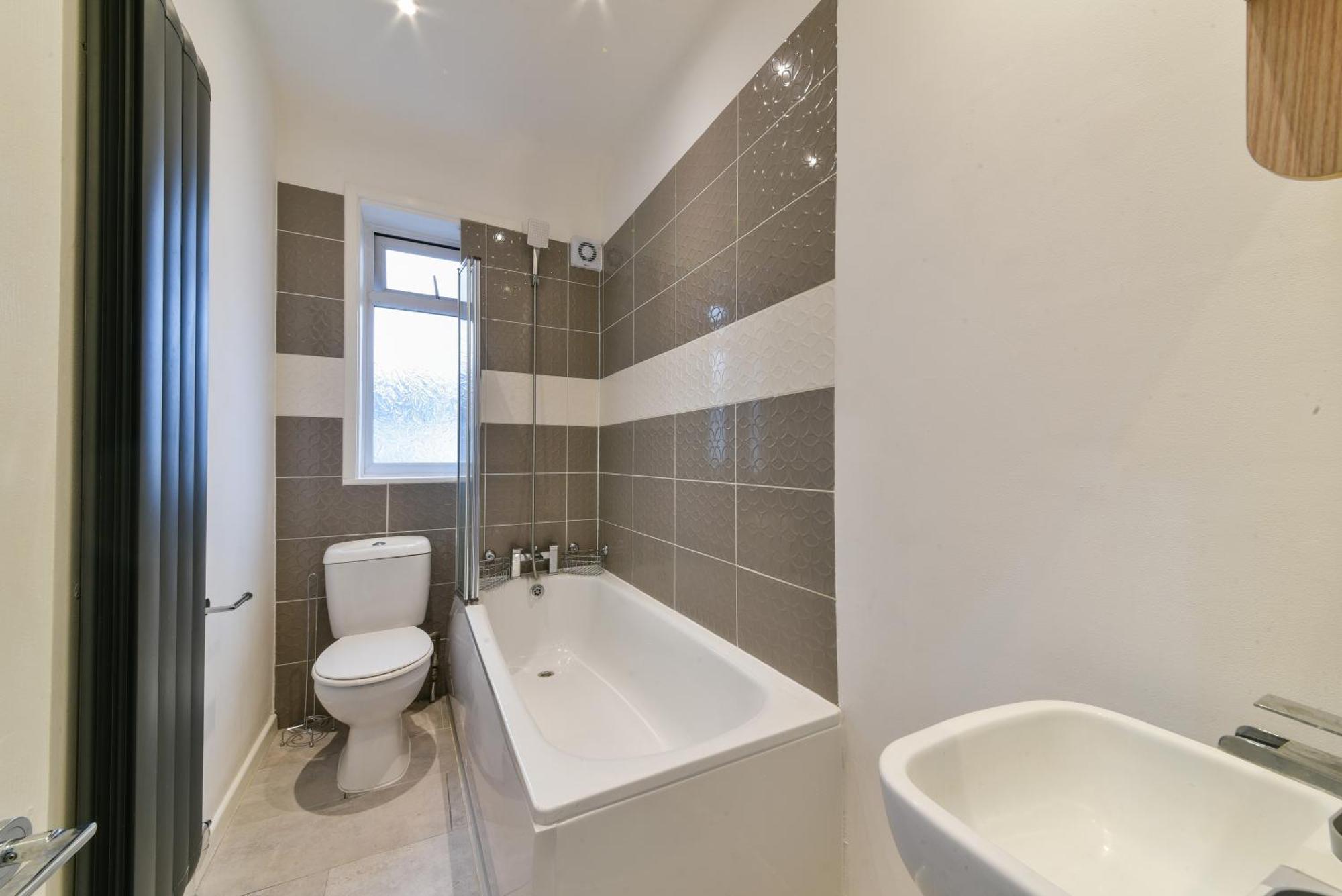 Bromley Serviced Apartments - Beckenham Place Park - London - 2 Bed House - Free Parking - 2 Beds 1 Sofabed Exteriör bild