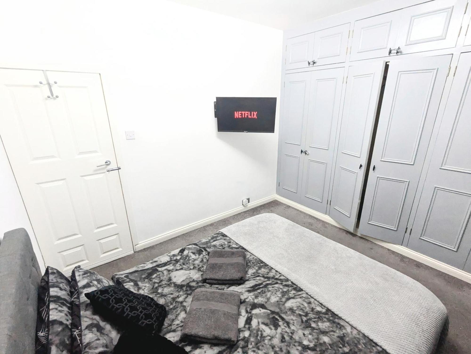 Bromley Serviced Apartments - Beckenham Place Park - London - 2 Bed House - Free Parking - 2 Beds 1 Sofabed Exteriör bild