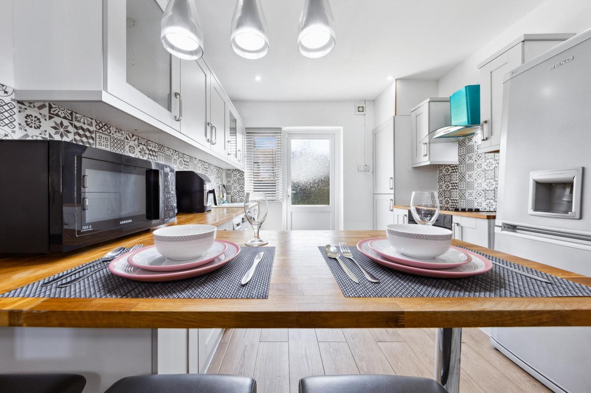 Bromley Serviced Apartments - Beckenham Place Park - London - 2 Bed House - Free Parking - 2 Beds 1 Sofabed Exteriör bild