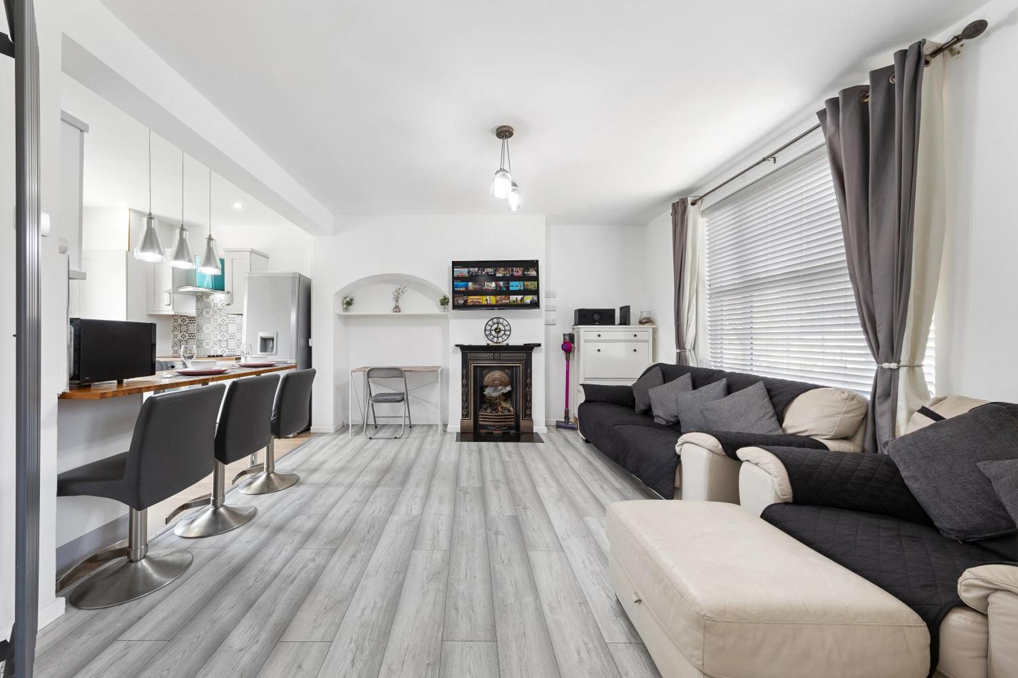 Bromley Serviced Apartments - Beckenham Place Park - London - 2 Bed House - Free Parking - 2 Beds 1 Sofabed Exteriör bild